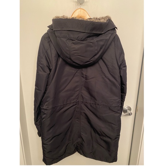 Aritzia Parka - Picture 2 of 3